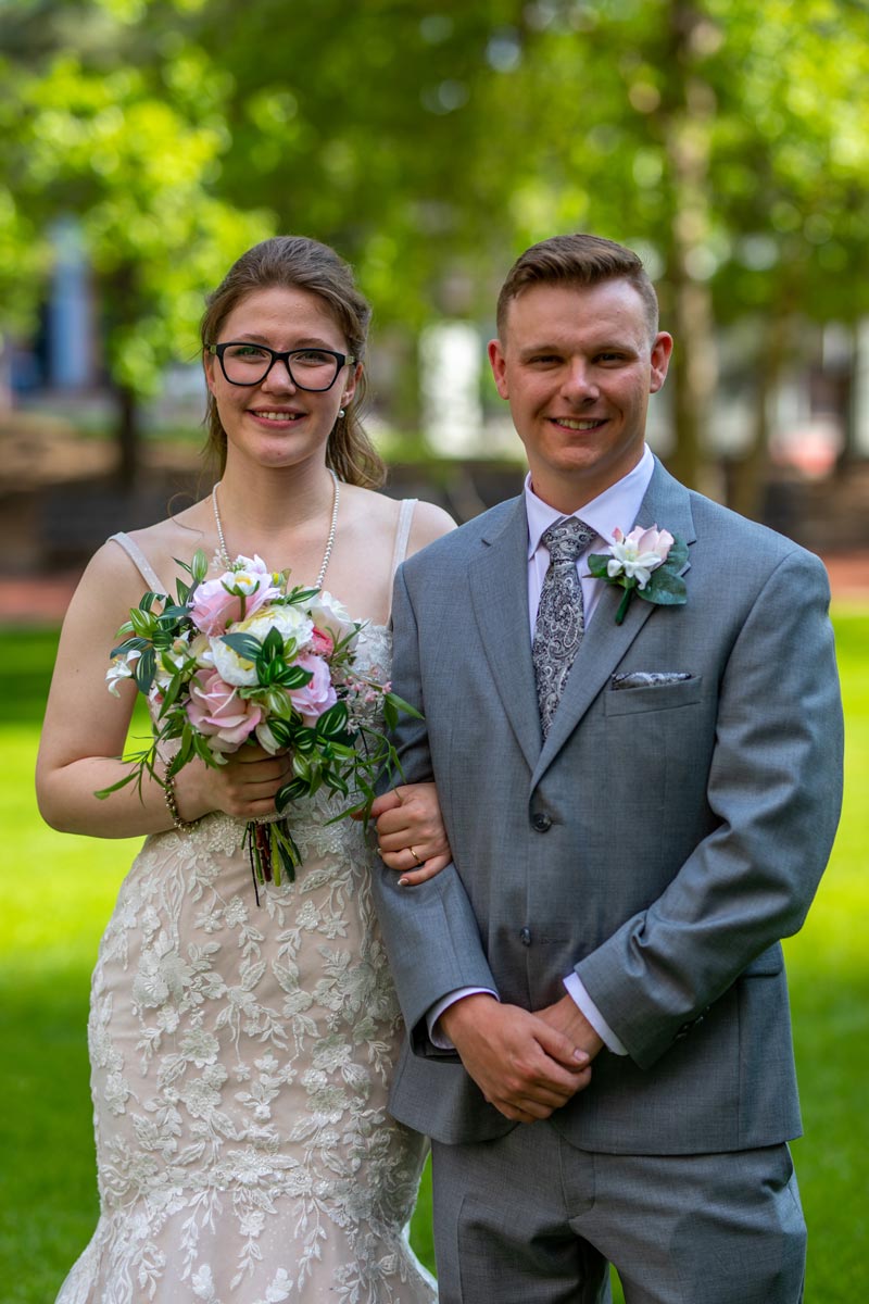 Bride and Groom courthouse wedding photo