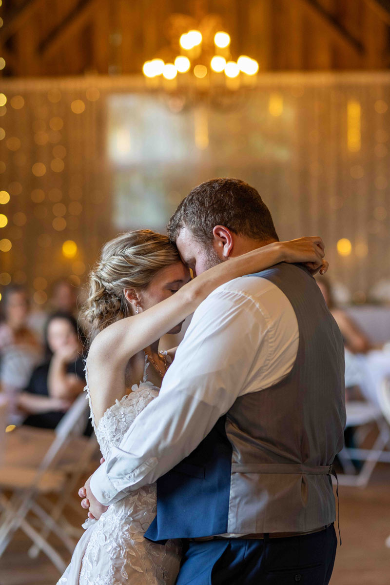 Tender Moment in the first dance